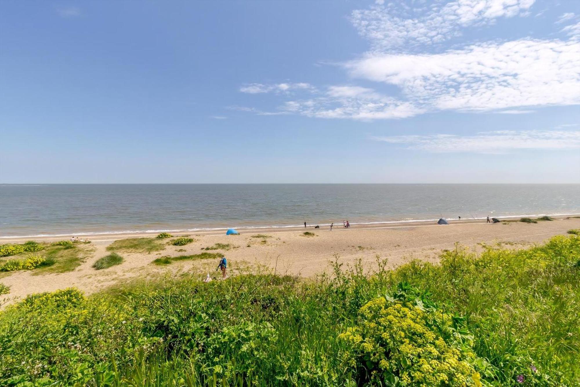 Beautiful 6 Berth Caravan, Nearby Beach In Suffolk Ref 68016Bs Lowestoft Bagian luar foto